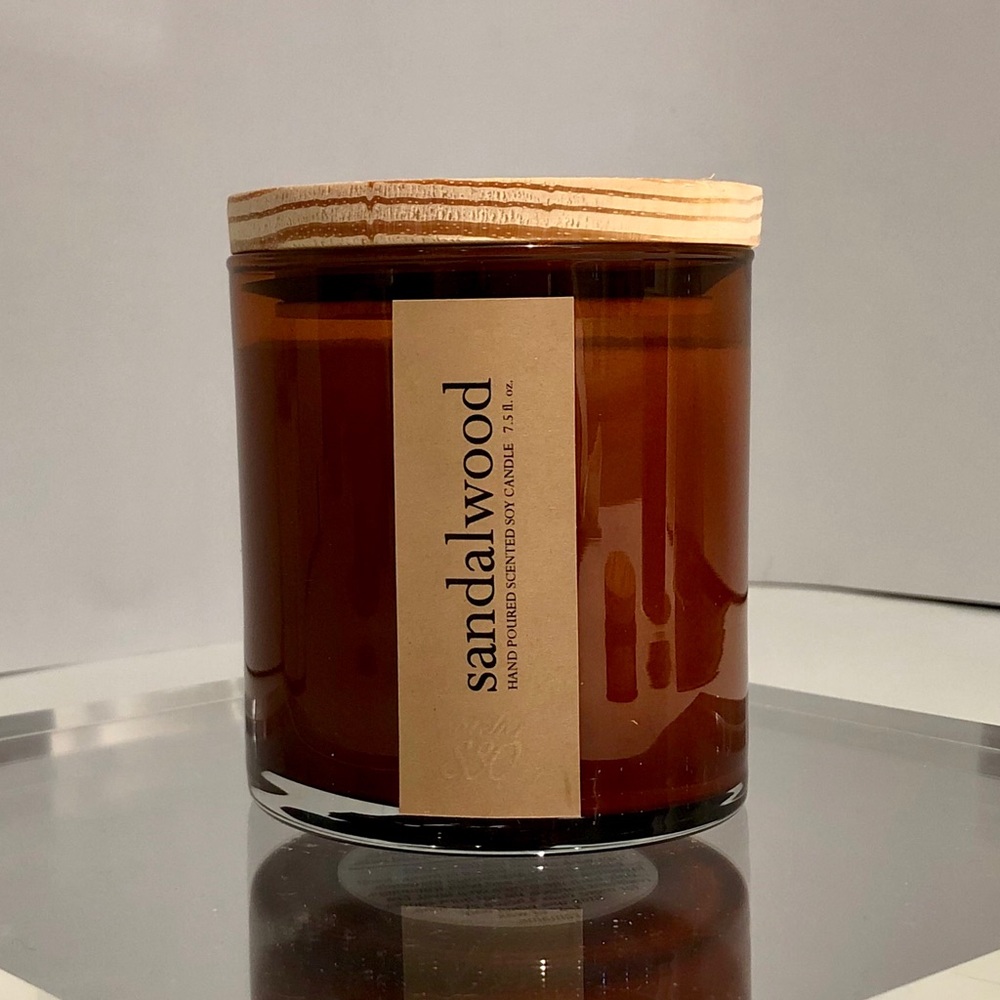 sandalwood scented soy candle